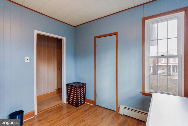 512 W W MAIN STREET ST, Waynesboro, PA 17268