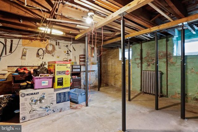 512 W W MAIN STREET ST, Waynesboro, PA 17268