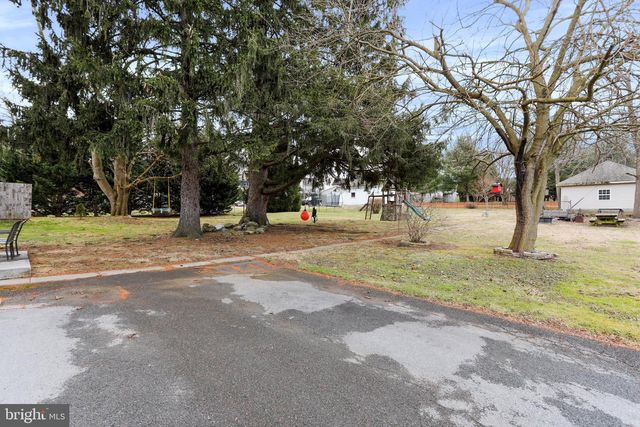 512 W W MAIN STREET ST, Waynesboro, PA 17268