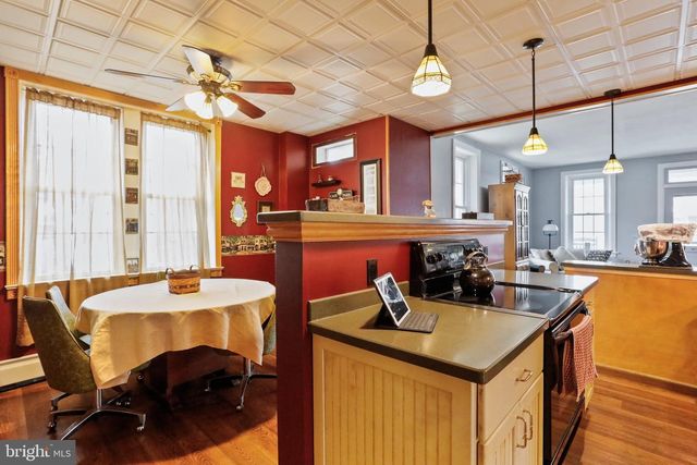 512 W W MAIN STREET ST, Waynesboro, PA 17268