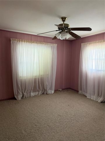 1508 ORANGE AVENUE, Tavares, FL 32778