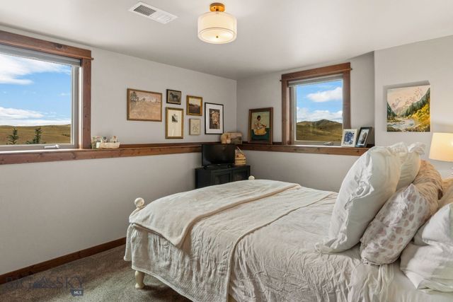 500 Prickly Pear, Manhattan, MT 59741