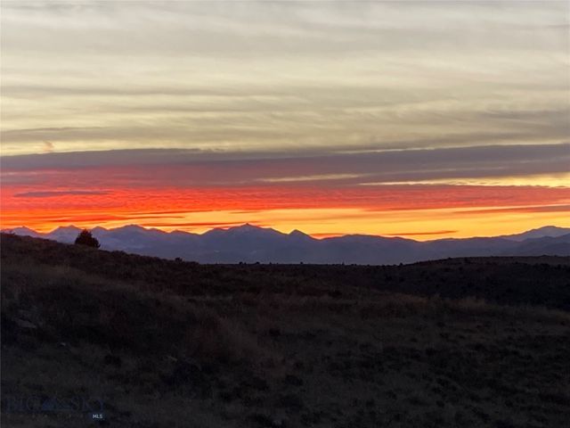 500 Prickly Pear, Manhattan, MT 59741