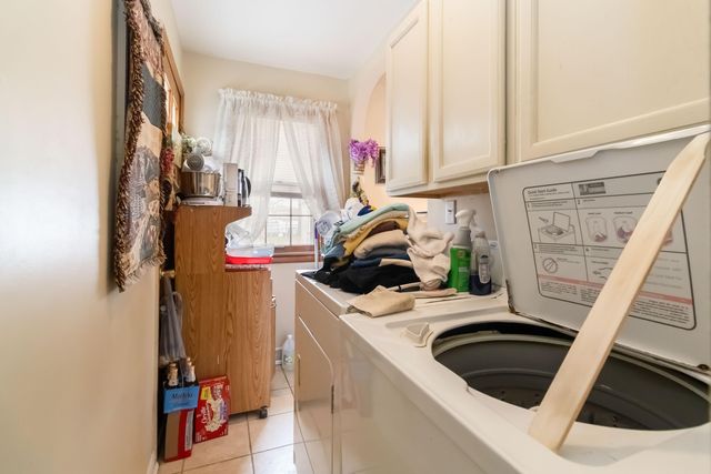 19 S Lucas Street, Junction City, KY 40440