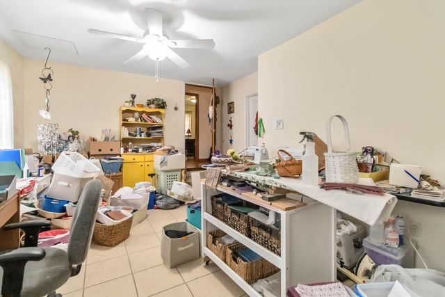 19 S Lucas Street, Junction City, KY 40440