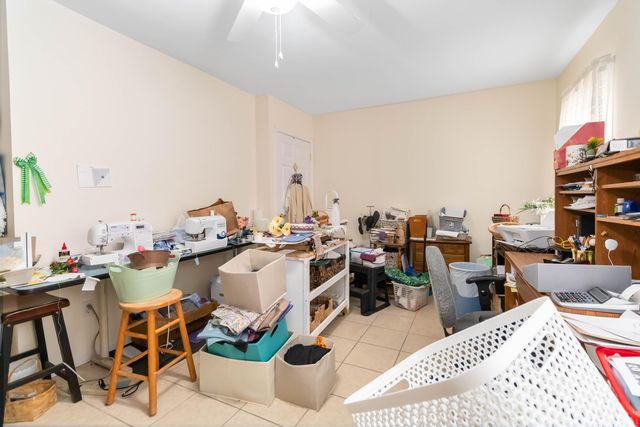 19 S Lucas Street, Junction City, KY 40440