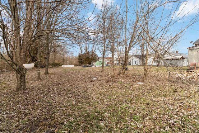 19 S Lucas Street, Junction City, KY 40440