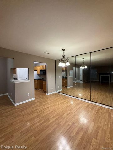 56173 Chesapeake Trail, Shelby Charter Township, MI 48316