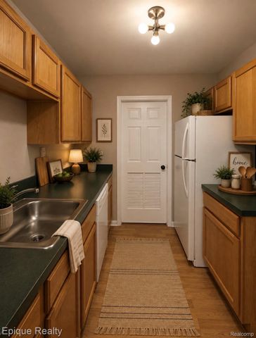 56173 Chesapeake Trail, Shelby Charter Township, MI 48316