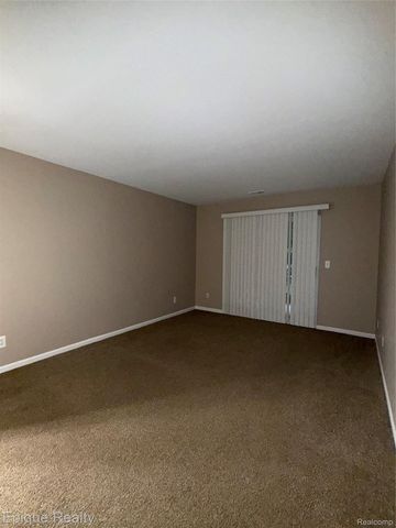 56173 Chesapeake Trail, Shelby Charter Township, MI 48316