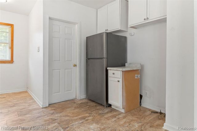 9281 Boleyn Street, Detroit, MI 48224