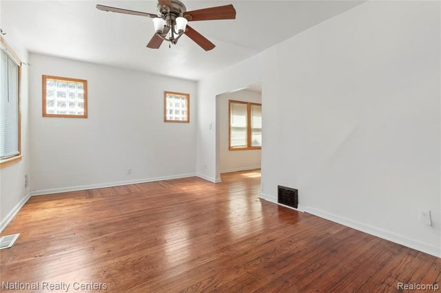 9281 Boleyn Street, Detroit, MI 48224