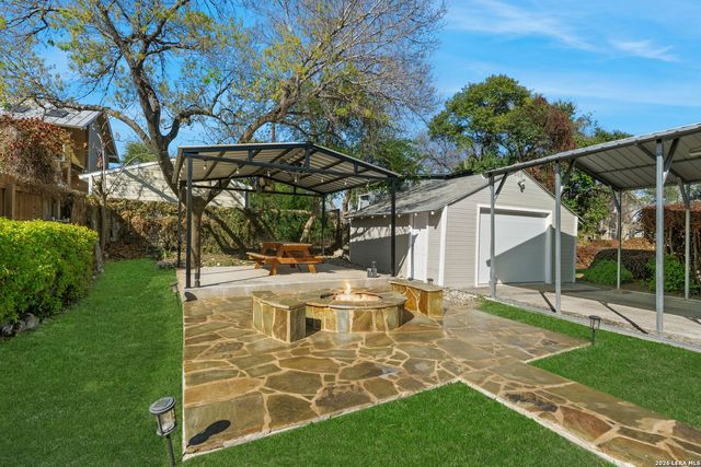 309 E Mistletoe, San Antonio, TX 78212