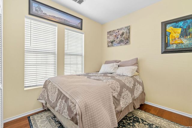 309 E Mistletoe, San Antonio, TX 78212