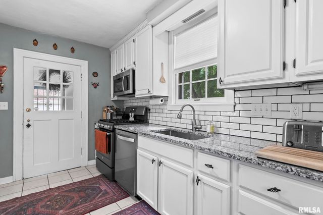913 WILLIAMS Boulevard, Springfield, IL 62704