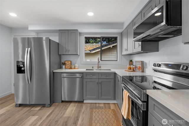 2402 Larlin Drive, Everett, WA 98203