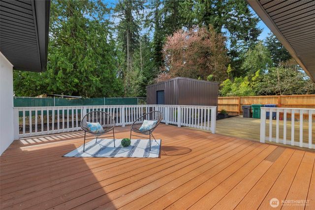 2402 Larlin Drive, Everett, WA 98203