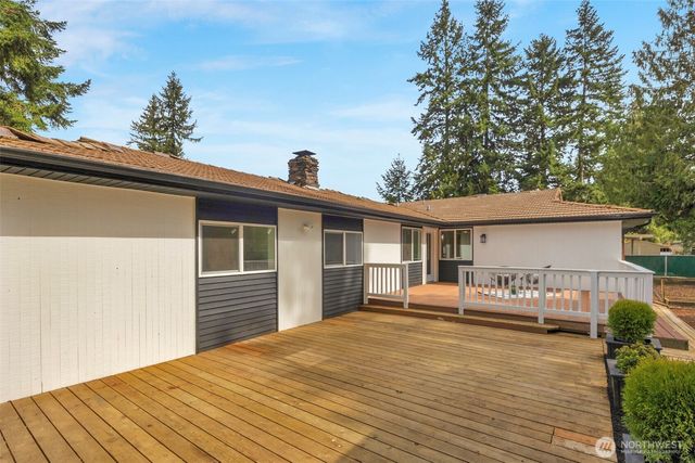 2402 Larlin Drive, Everett, WA 98203