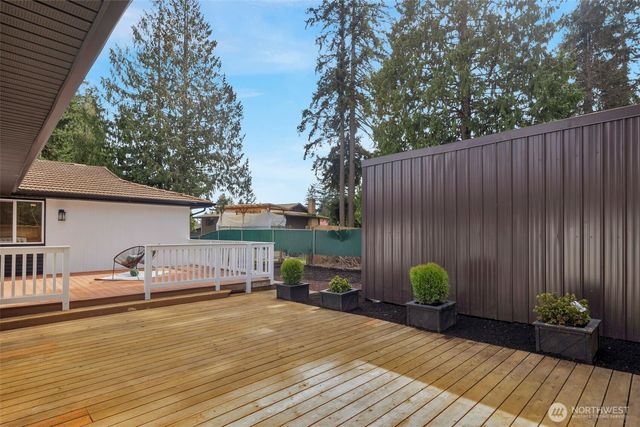 2402 Larlin Drive, Everett, WA 98203