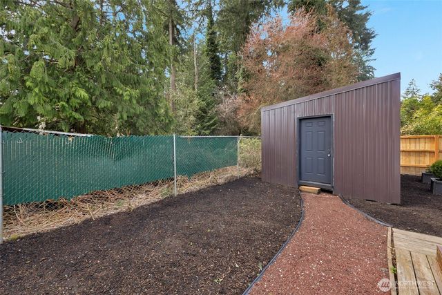 2402 Larlin Drive, Everett, WA 98203
