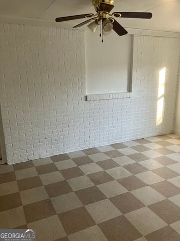 1037 Mountain View Road NW, Conyers, GA 30012