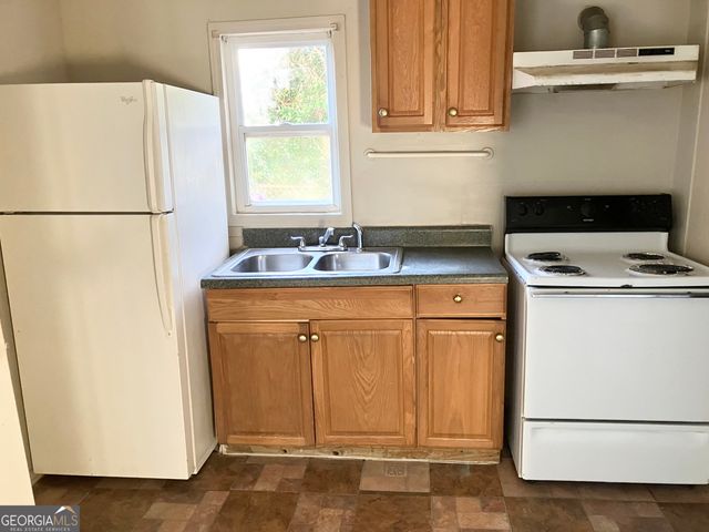 1037 Mountain View Road NW, Conyers, GA 30012