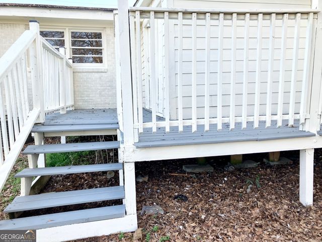 1037 Mountain View Road NW, Conyers, GA 30012