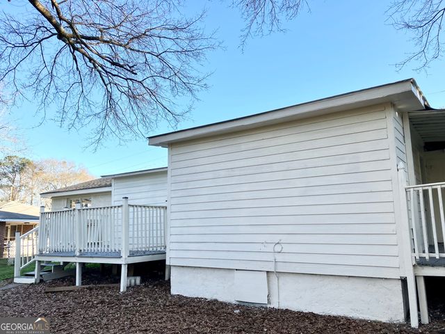 1037 Mountain View Road NW, Conyers, GA 30012