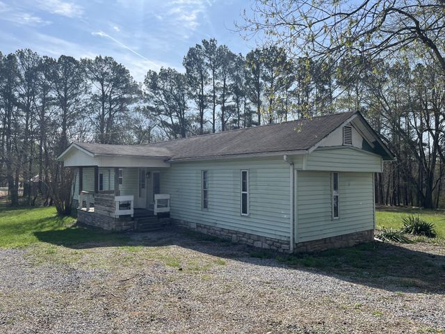 2610 Lee Dr, Pleasant View, TN 37146