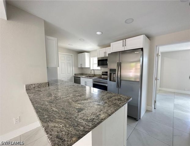 2240 Estey AVE, Naples, FL 34104