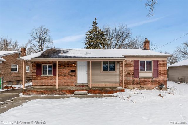 26752 Midway Street, Dearborn Heights, MI 48127