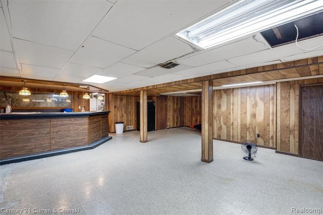 26752 Midway Street, Dearborn Heights, MI 48127