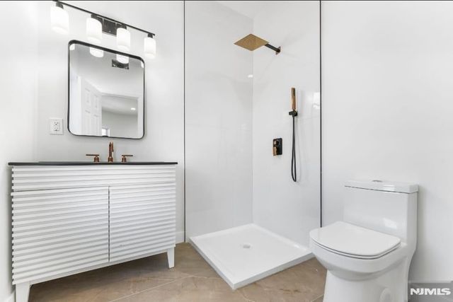 437 Bramhall Avenue, Jersey City, NJ 07304