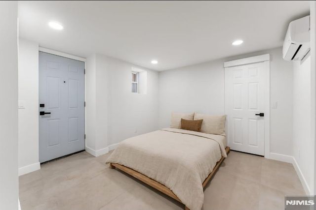 437 Bramhall Avenue, Jersey City, NJ 07304