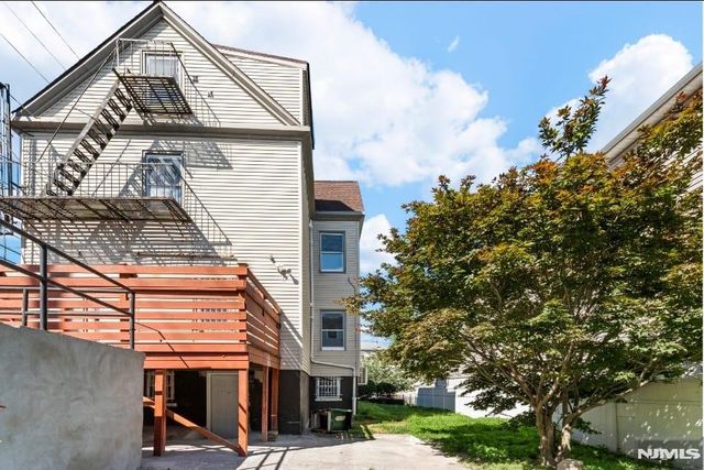 437 Bramhall Avenue, Jersey City, NJ 07304