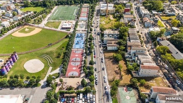 437 Bramhall Avenue, Jersey City, NJ 07304