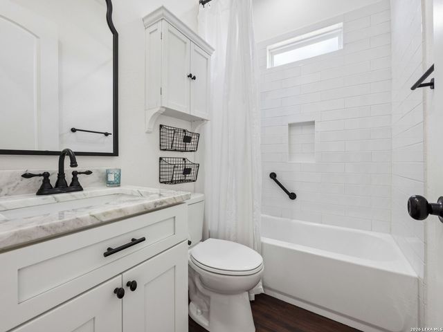 109 Serapia Garza, Blanco, TX 78606