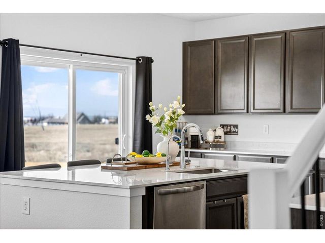 10271 Tucson St, Commerce City, CO 80022