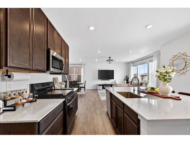 10271 Tucson St, Commerce City, CO 80022