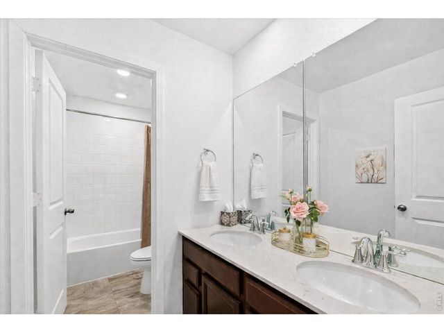 10271 Tucson St, Commerce City, CO 80022
