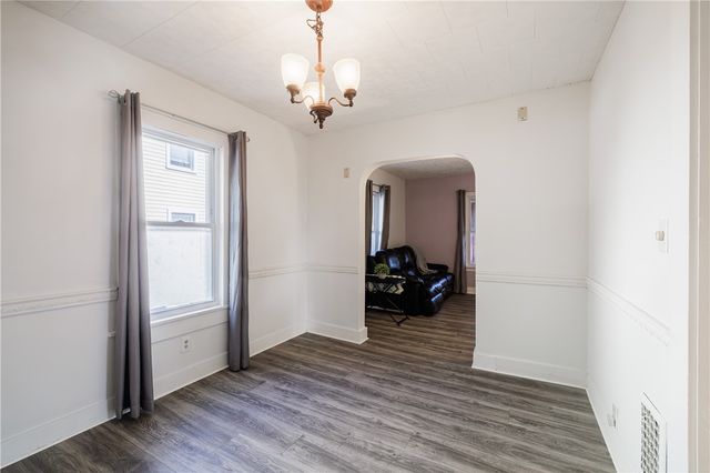 212 East Maple Avenue, East Rochester, NY 14445