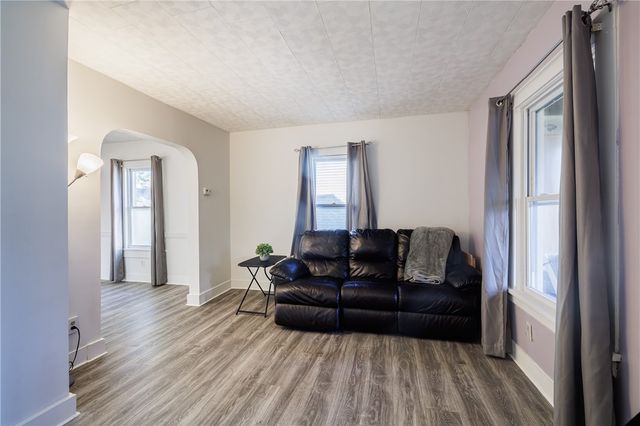 212 East Maple Avenue, East Rochester, NY 14445