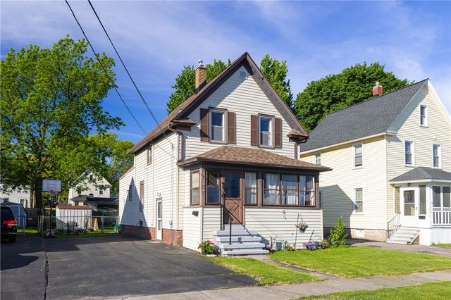 212 East Maple Avenue, East Rochester, NY 14445