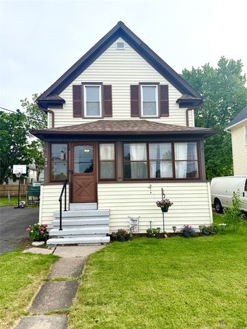 212 East Maple Avenue, East Rochester, NY 14445