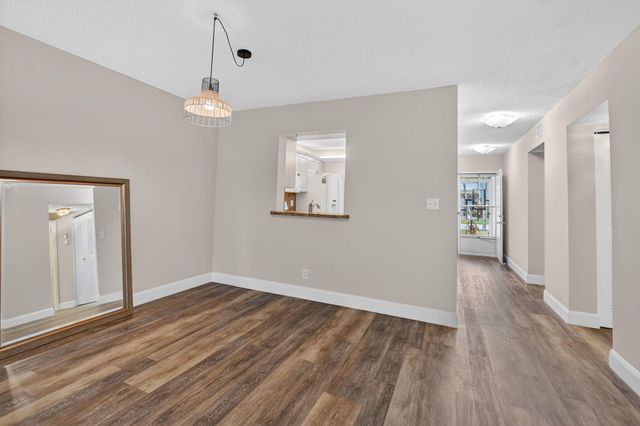 18900 Haywood Terrace 6, Boca Raton, FL 33496