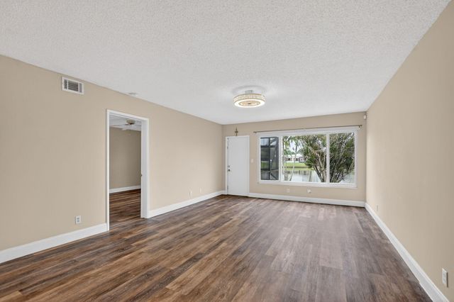 18900 Haywood Terrace 6, Boca Raton, FL 33496