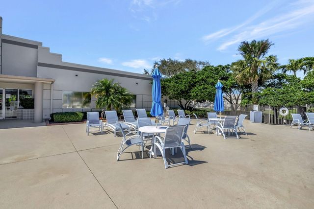 18900 Haywood Terrace 6, Boca Raton, FL 33496