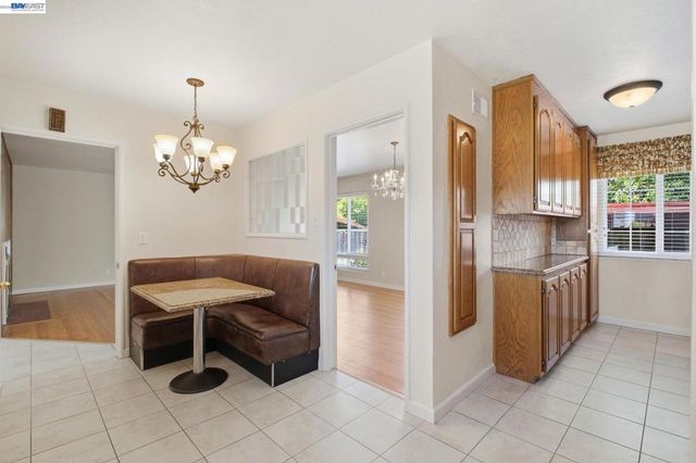 930 Castle St, San Leandro, CA 94578