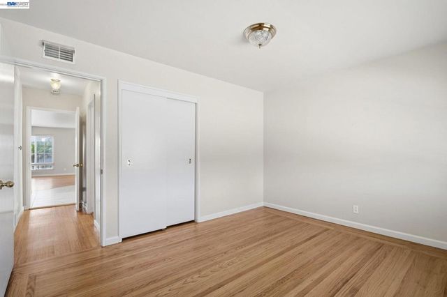 930 Castle St, San Leandro, CA 94578
