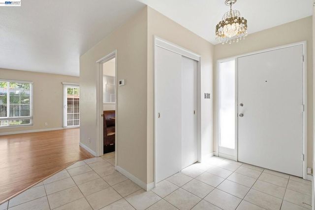 930 Castle St, San Leandro, CA 94578